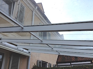 Überdachung Reinigung und Wintergartenreinigfung Nuernberg Neumarkt Erlangen Roth Weißenburg https://glasklar-fenstereinigung.de